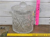 Cut crystal biscuit/ice/candy jar