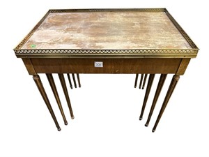Set of 3 Wood and Brass Nesting Tables, top t