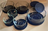 Glass Pyrex Bowl Set w/ Lids