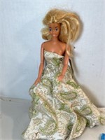 Vintage 1966 Barbie Number 8! Barbie w Green