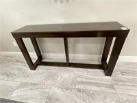 CONSOLE TABLE