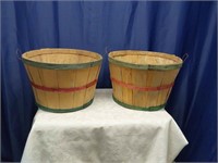 2 Vtg Apple/Harvest Baskets