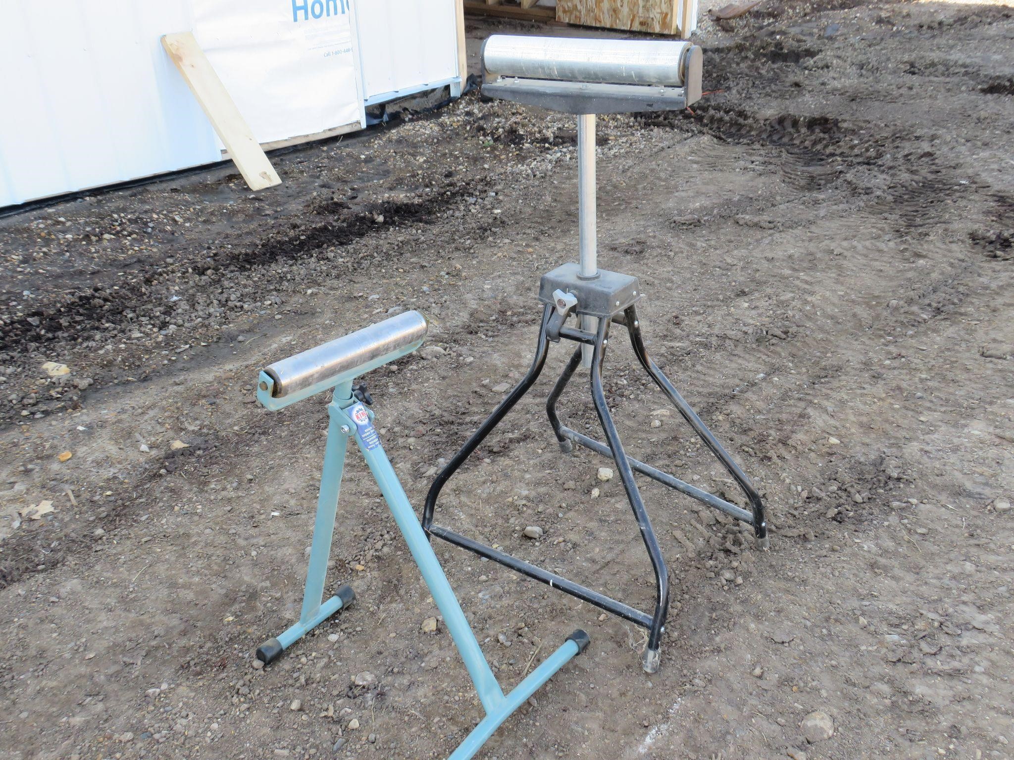 PAIR OF ROLLER STANDS