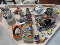 TRAY LOT-- POTTERY FIGURINES