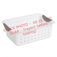 3ct Stacking Baskets, 4ct Ice Trays, Cutting Board