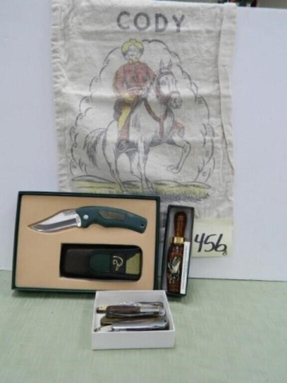 Kansas Grown Cody Cloth Bag, (12) Pocketknives &