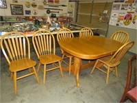 SOLID WOOD DINING TABLE & 6 CHAIRS