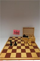 Wood Chess Board & Pieces
