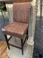 Lot of 2 wicker pieces of outdoor furniture lounge