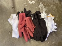 7 Pair of Work Gloves