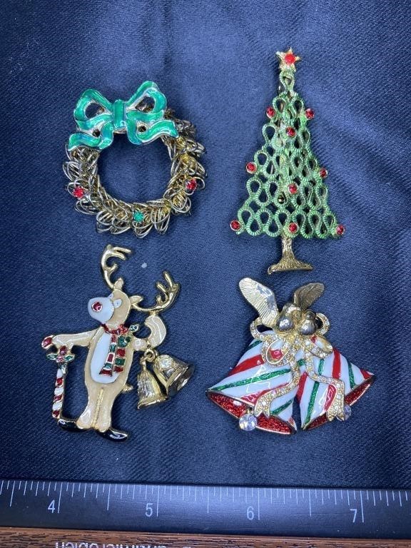 Christmas brooches
