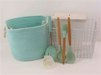 Kitchen Utensils, Wire Basket, Cloth Basket