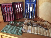 19 Unmatched Silverplate, Cutlery Set & Knives