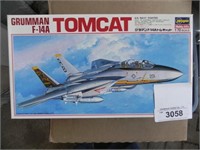 Vintage Hasegawa Grumman F-14A Tomcat Model