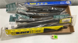 Lot of assorted windshield wiper blades