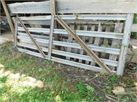 12 FT GATE AND BARB WIRE
