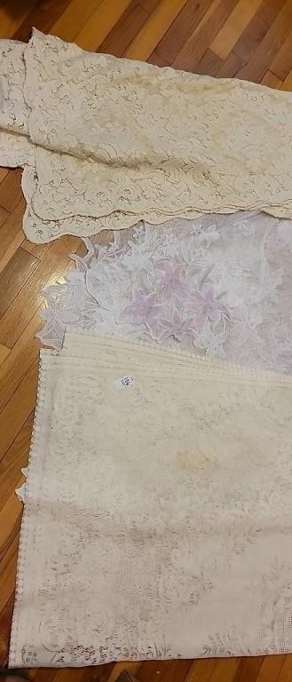 3 Square lace Tablecloths