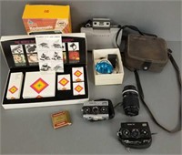 Group cameras incl. Polaroid, Rollei 35's,