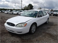 FA30045- 2005 Ford Taurus SE