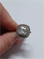 Cocktail Ring Marked 925 w/ Clear Stones- 6.7g