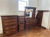 BEDROOM SET