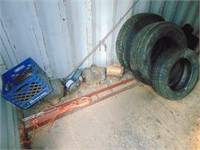 Tire / T-post / Swivel Lot