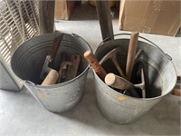 2 galvanized bucket w/ hand tools
