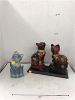 Cat Decor Statues
