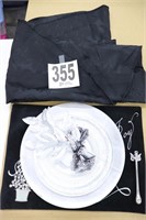 (4) Person Plate Setting & (2) Round Table Cloths