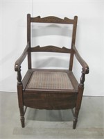 21"x 16.5"x 27" Antique Potty Chair W/Ceramic Pot