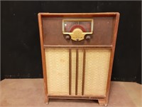 Antique Zenith Radio 35.5" tall