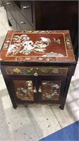 Painted & etched design cabinet with 2 doors, 1