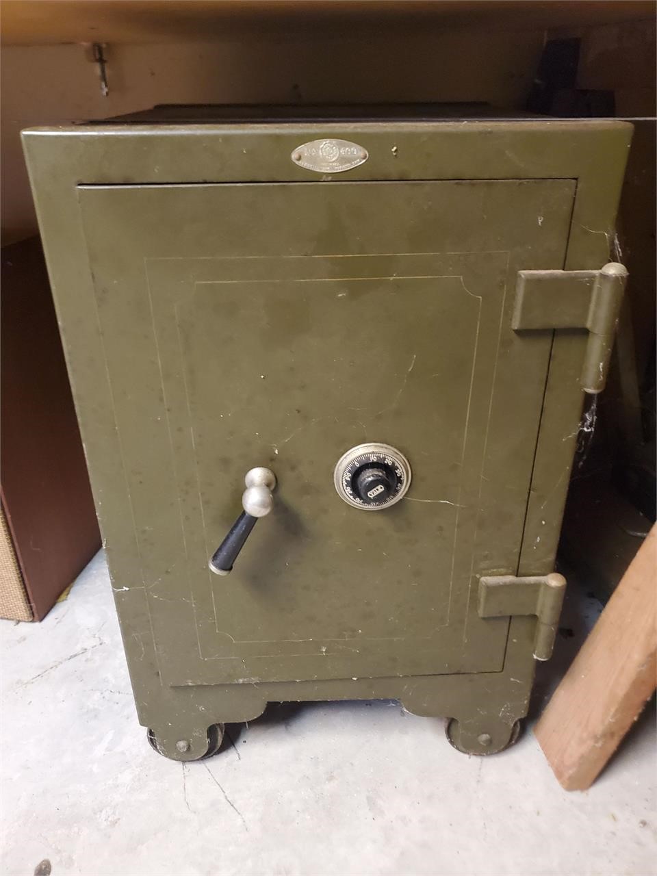 Vintage Remington rand safe 400 no combination