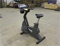 Life Fitness 9500HR Life Cycle Exercise Machine