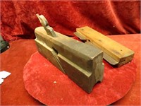 (2)Antique wood planes.