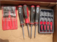 Snap-on screwdriver & pick set