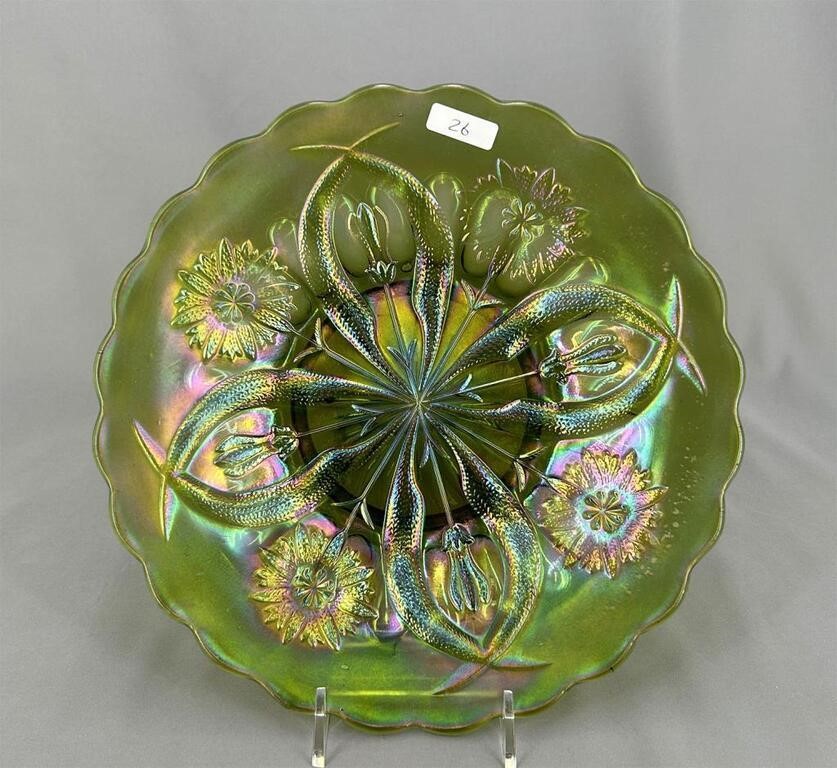 Four Flowers Variant 9" plate - olive green