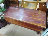 >Cedar Chest 19" X 40" X 19"