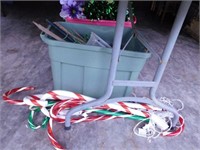 6 plastic Christmas candy canes w/ stakes, 32"
