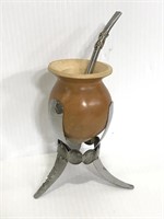 Wood pot w/ coin detail metal stand