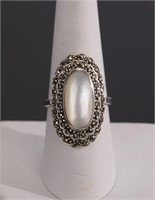 STERLING SILVER Mother of Pearl Ring