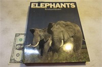 ELEPHANTS illustrated Hardback Book large format