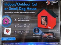 New Indoor/Outdoor Pet House - Tie Dye/Red