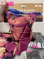 NEW DOG WATER BLADDER HARNESS SIZE SMALL