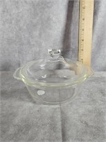 SMALL CLEAR GLASS FIRE-KING DISH WITH LID