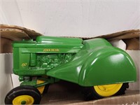 John deere model 60 orchard display tractor
