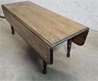 Stenciled drop leaf coffee table 40"27"17"