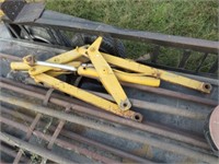 Pair of Tractor Loader Bracket w/Cylinders