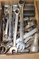 Wrenches & Sockets