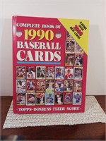 B4)1990 complete book of BASEBALL CARDS